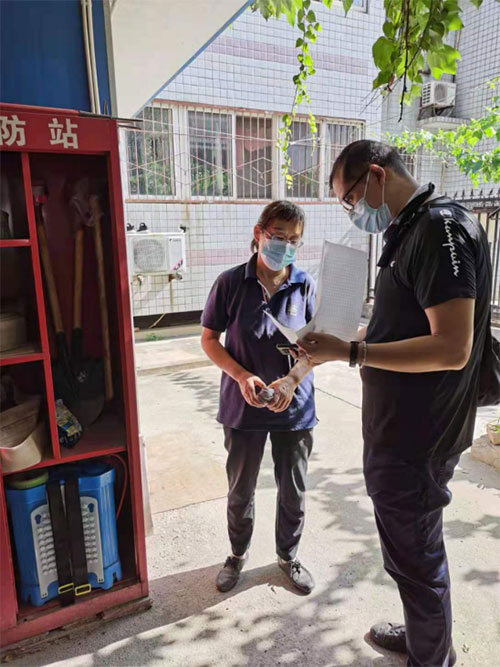 000000.jpg 000000.jpg