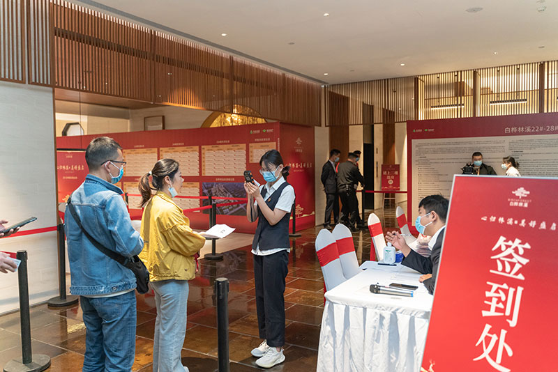 000000.jpg 000000.jpg