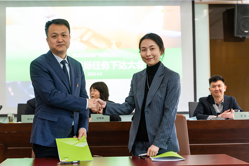 000000.jpg 000000.jpg