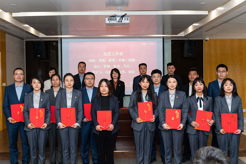 000000.jpg 000000.jpg