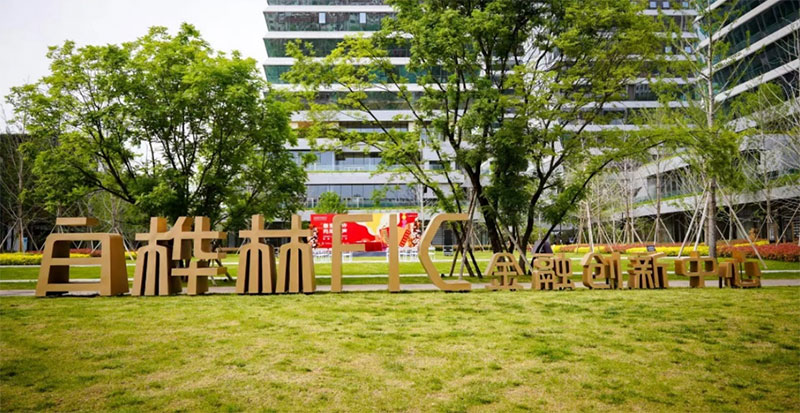 000000.jpg 000000.jpg