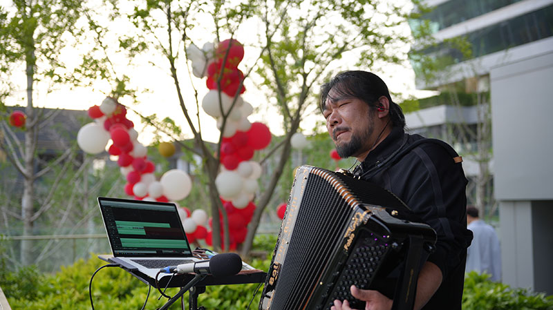 000000.jpg 000000.jpg