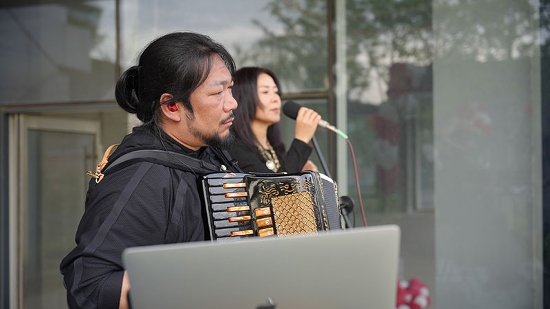 000000.jpg 000000.jpg