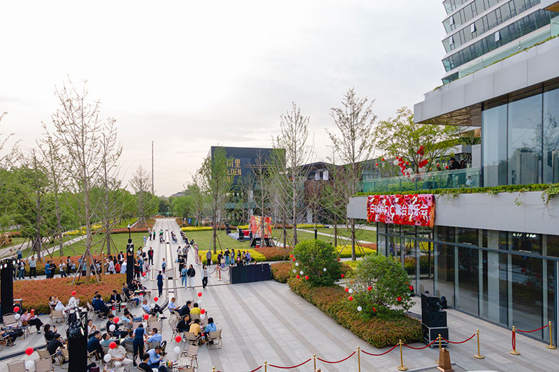 000000.jpg 000000.jpg