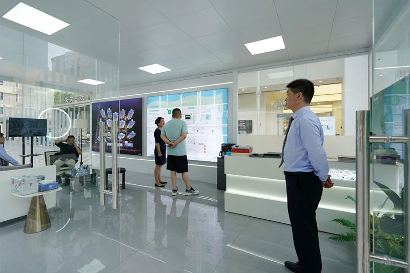 000000.jpg 000000.jpg