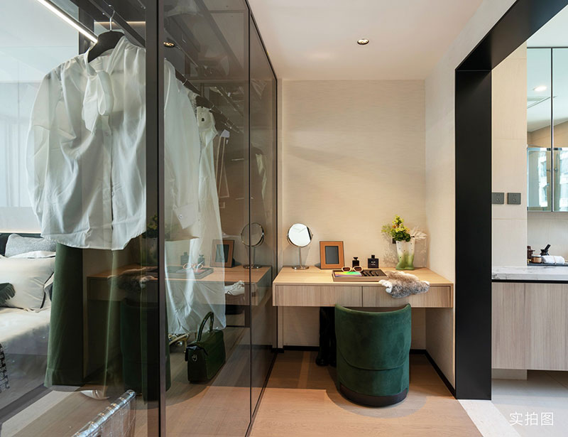 000000.jpg 000000.jpg