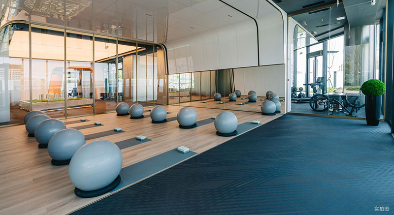 000000.jpg 000000.jpg