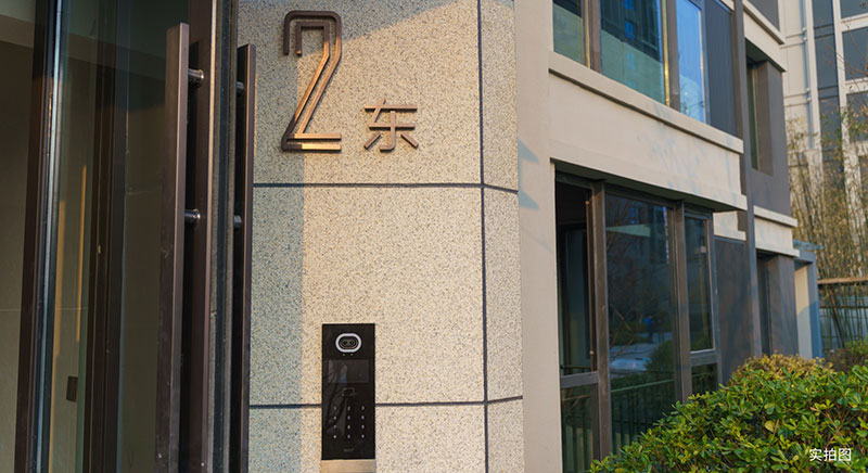 000000.jpg 000000.jpg