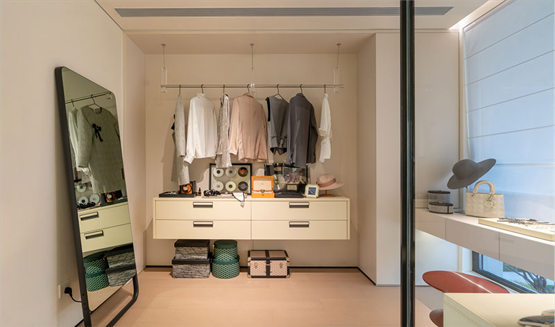 000000.jpg 000000.jpg