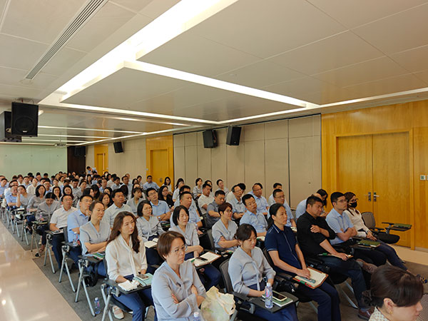 000000.jpg 000000.jpg