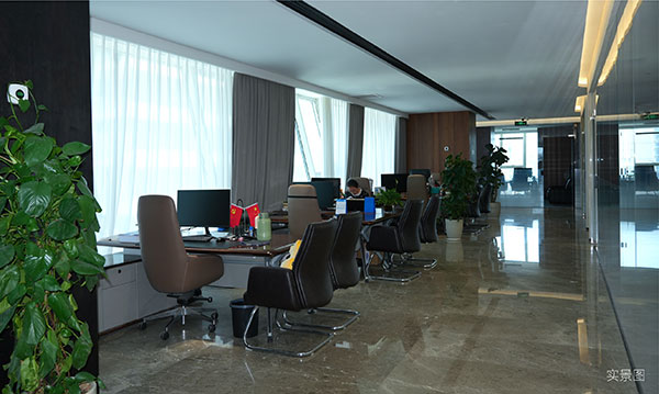 000000.jpg 000000.jpg