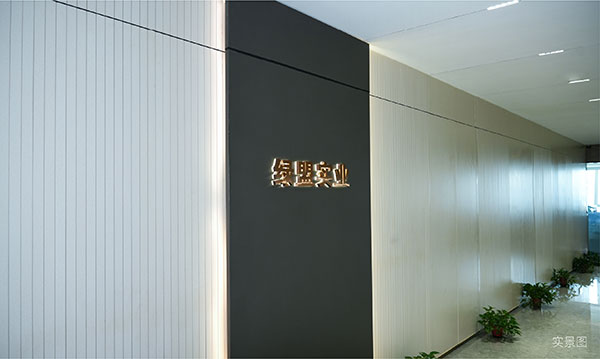 000000.jpg 000000.jpg