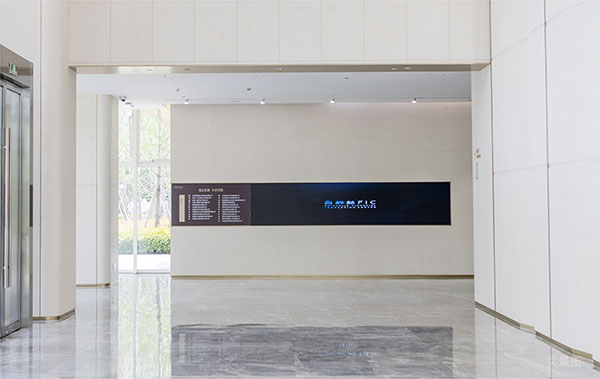 000000.jpg 000000.jpg