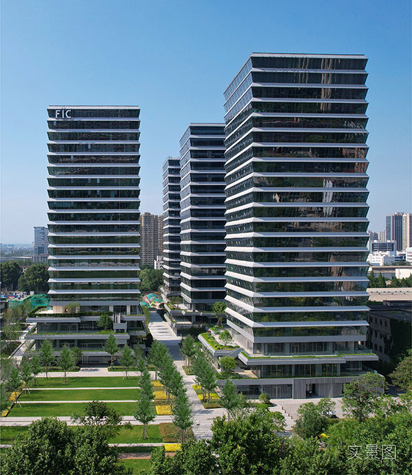 000000.jpg 000000.jpg