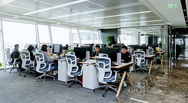 000000.jpg 000000.jpg