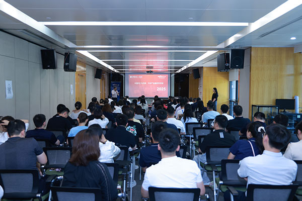 000000.jpg 000000.jpg